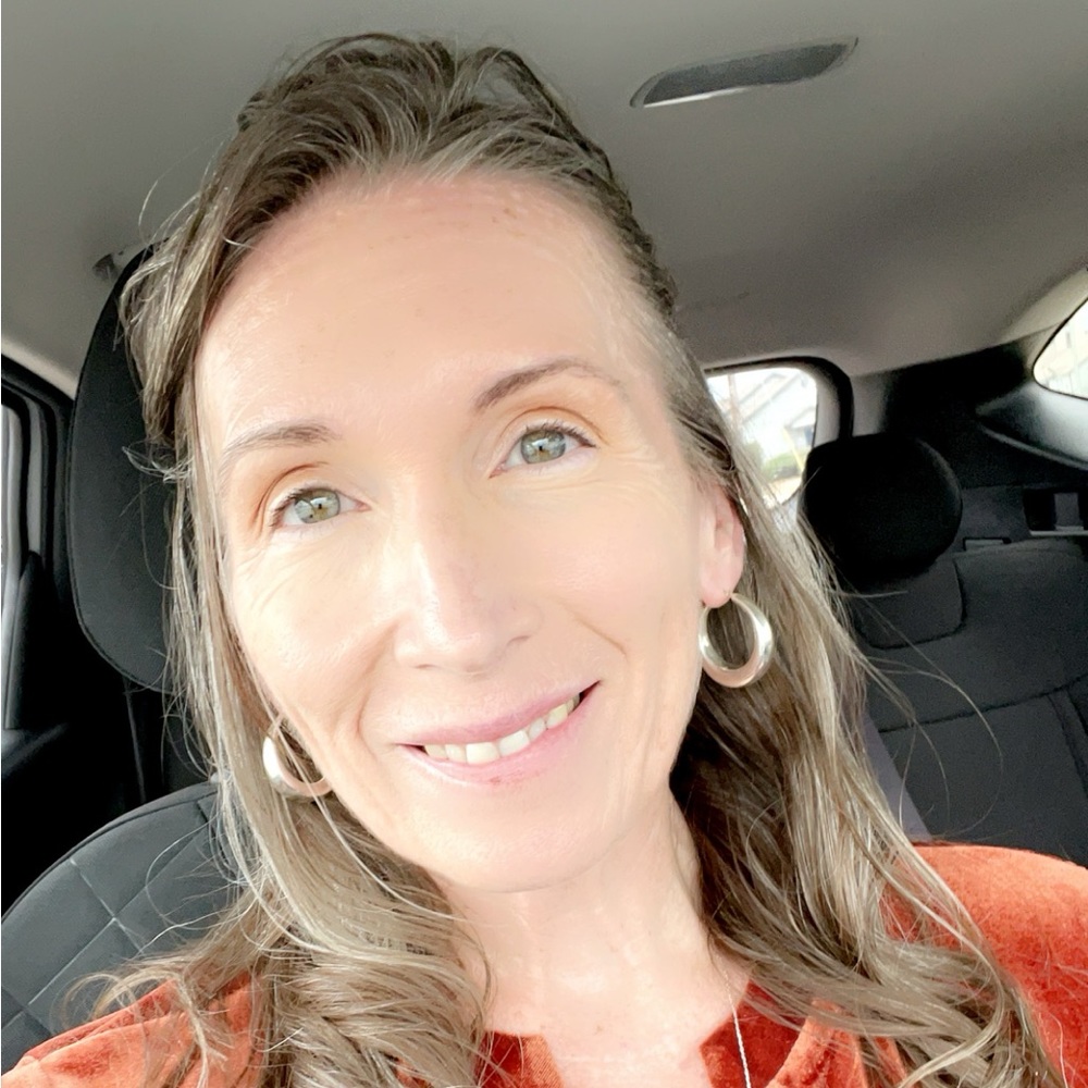 Meet your Posher, Candace